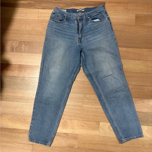 Levi’s 80s Mom Jeans - mid blue wash - Picture 3 of 4